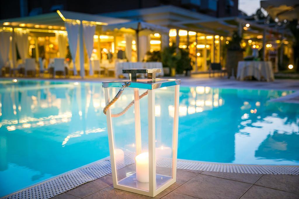 Hotel Ares Pontinia Eksteriør billede